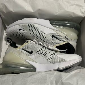 White air max 270